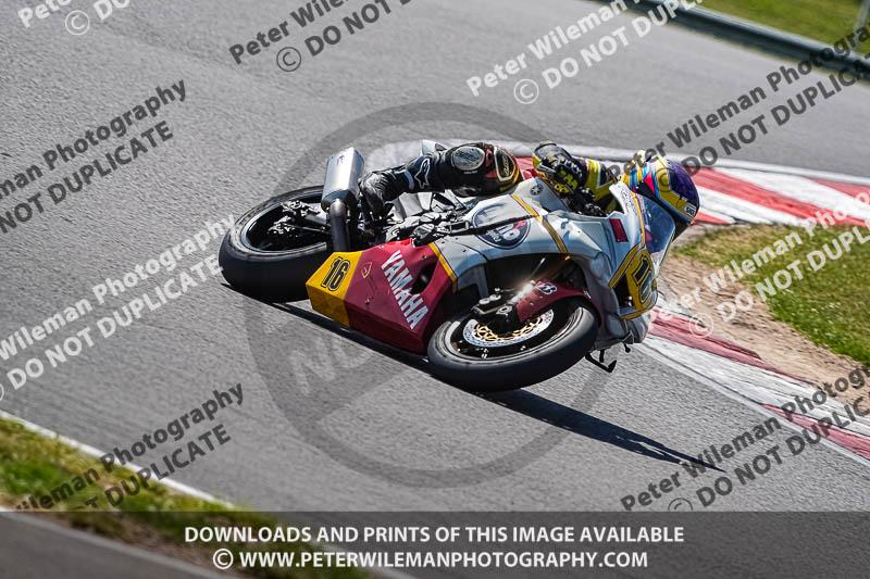 donington no limits trackday;donington park photographs;donington trackday photographs;no limits trackdays;peter wileman photography;trackday digital images;trackday photos